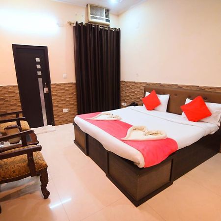 Taraji Resort Ayodhya Exteriér fotografie